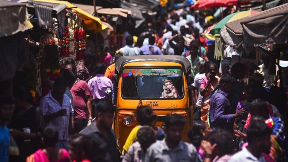 La india superó a China en población hace unos días. Juntos son 3.800 millones de almas
